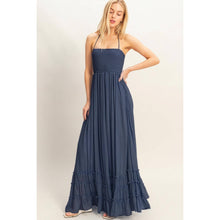 Load image into Gallery viewer, Barefoot Beauty Maxi Dress