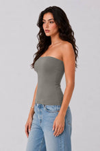 Load image into Gallery viewer, Everyday Built-In Bra Top