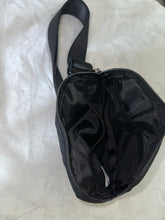 Load image into Gallery viewer, So Trendy Fanny Pack
