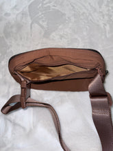 Load image into Gallery viewer, So Trendy Fanny Pack