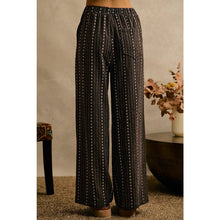 Load image into Gallery viewer, Vintage Bloom Wide Leg Pants
