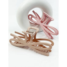 Load image into Gallery viewer, Soft Tone Jumbo Knotted Bow Hair Clip Claw
