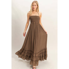 Load image into Gallery viewer, Barefoot Beauty Maxi Dress
