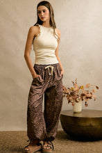 Load image into Gallery viewer, Wild Side Balloon Pants
