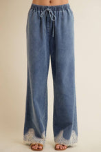 Load image into Gallery viewer, Denim Darling Wide-Leg Pants
