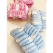 Load image into Gallery viewer, 2-pc Polkadot Face Wash Wristband Set
