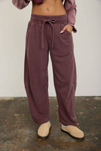 Load image into Gallery viewer, Burgundy Barrel Sweatpants
