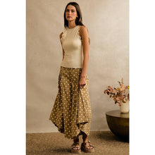 Load image into Gallery viewer, Ivory Lace &amp; Ribbed Halter Top
